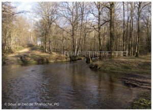 Sous le ciel de Thiérache - La rivière le Gland à Saint-Michel ©