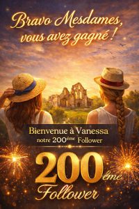 Affiche de bienvenue célébrant le 300ème follower de l’association « Sous le ciel de Thiérache ». Sur un fond clair aux nuances naturelles et élégantes, le message « Bienvenue à notre 300ème Follower » apparaît en grandes lettres vertes et dorées. Des éléments décoratifs végétaux rappellent l’univers bocager thiérachien. Plusieurs livres empilés portent les mots « S’inspirer », « Apprendre », « Partager » et « S’élever », symbolisant le partage culturel et humain. Un livre ouvert et un stylo complètent la scène dans une ambiance chaleureuse et raffinée. Le texte remercie la communauté pour sa confiance, son soutien et son enthousiasme, tout en invitant à continuer l’aventure ensemble autour de la promotion de la Thiérache.